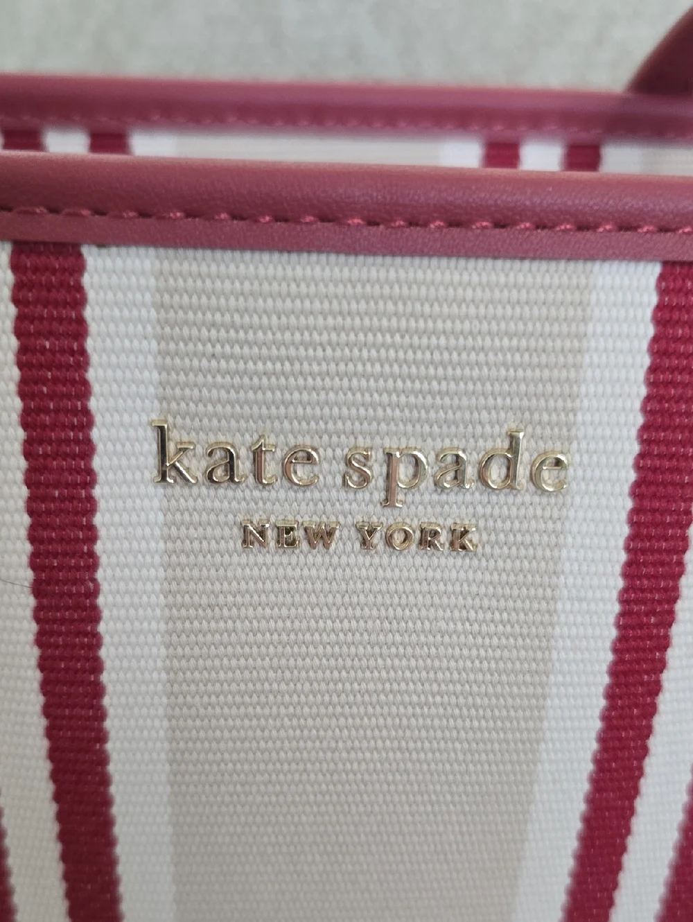 Kate Spade Market Sam Red Cream Striped Shoulder Handbag